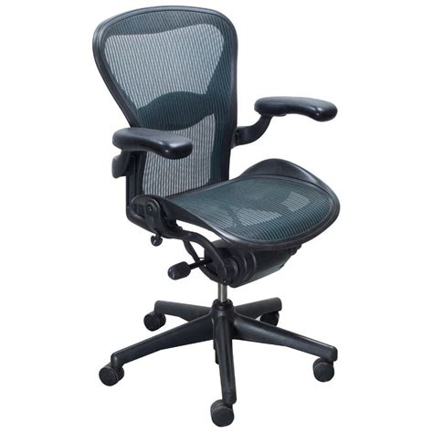 herman miller mesh office chairs.